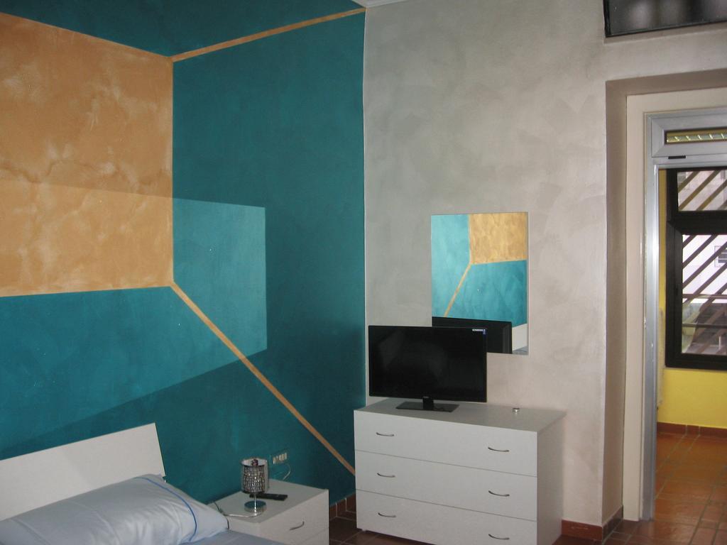 Golden Dreams Bed & Breakfast *