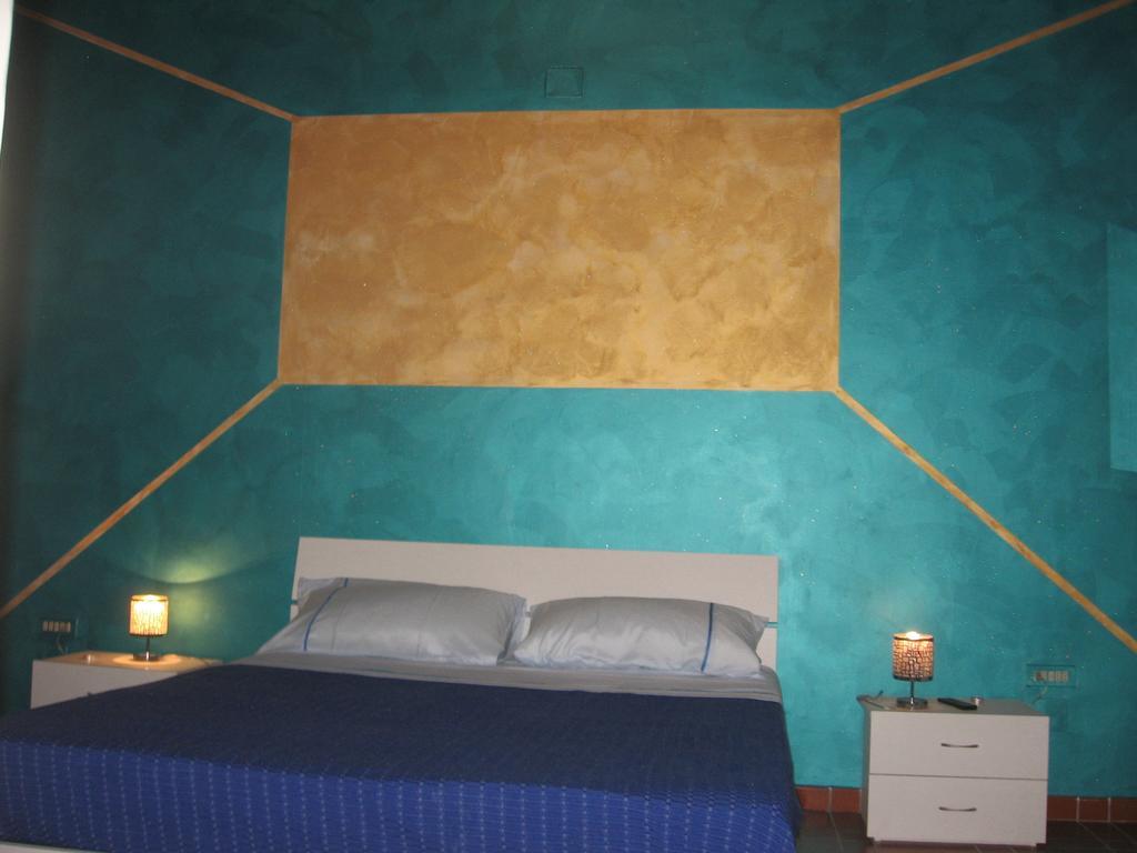 Golden Dreams Bed & Breakfast *